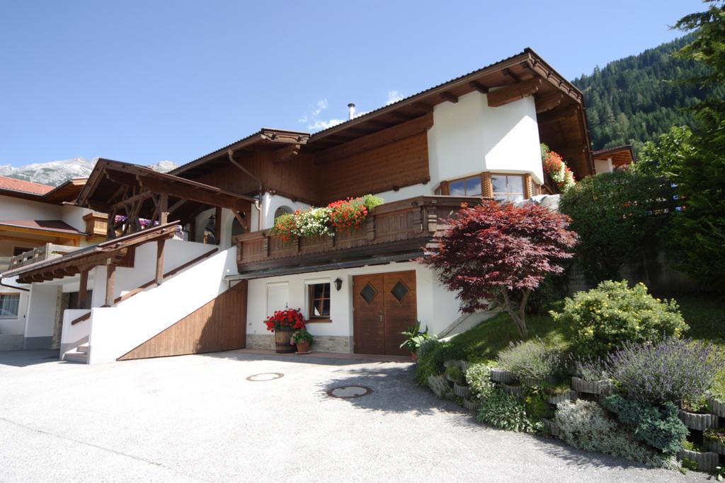 Ferienwohnung Mair Neustift im Stubaital Exterior photo